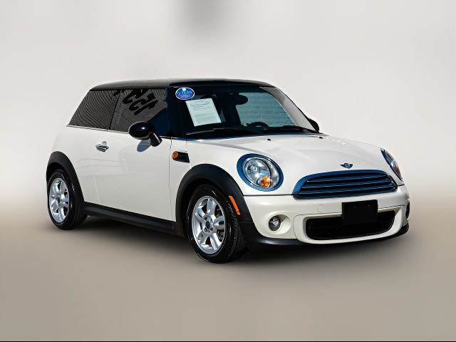2013 MINI Cooper Hardtop Base