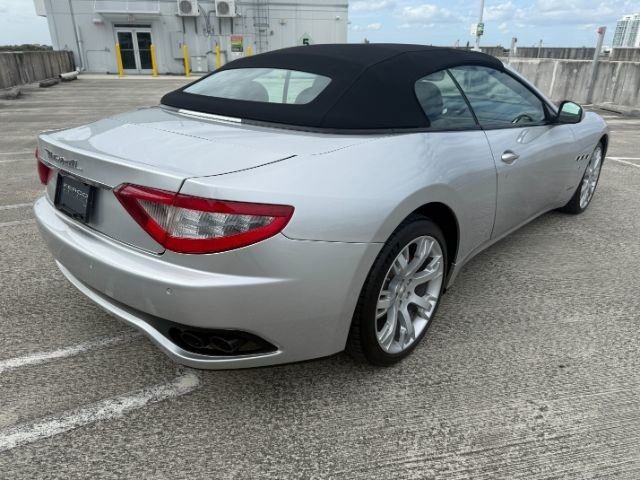 2013 Maserati GranTurismo Base