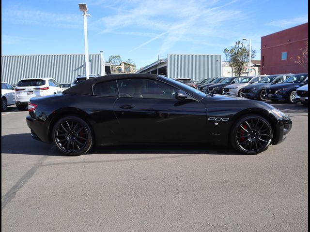 2013 Maserati GranTurismo Base