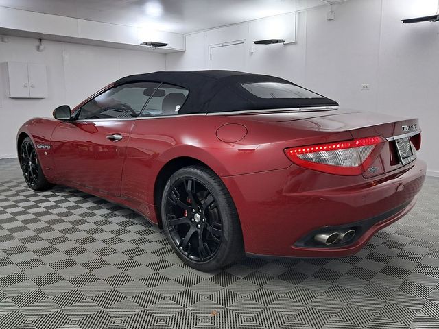 2013 Maserati GranTurismo Base