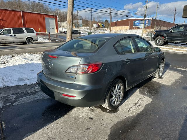 2013 Mazda Mazda3 i Touring