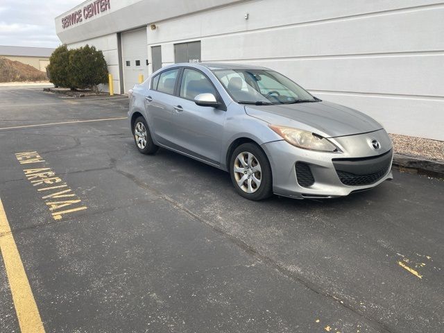 2013 Mazda Mazda3 i SV