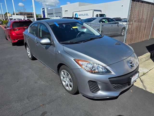 2013 Mazda Mazda3 i SV