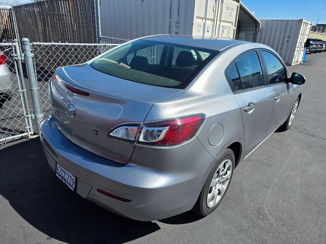 2013 Mazda Mazda3 i SV