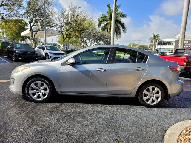 2013 Mazda Mazda3 i Sport