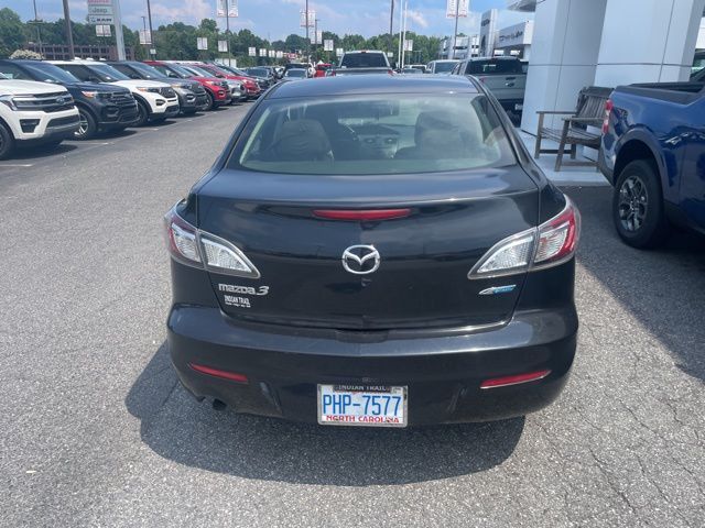 2013 Mazda Mazda3 i Sport