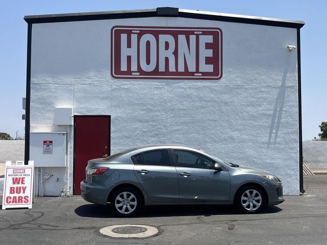 2013 Mazda Mazda3 i Sport