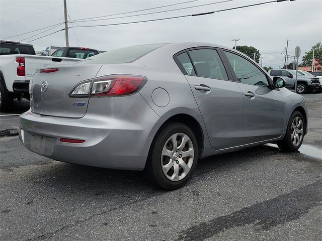 2013 Mazda Mazda3 i Sport