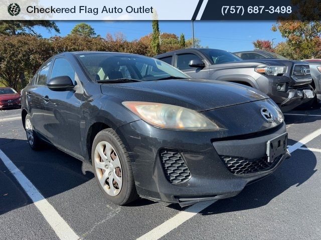 2013 Mazda Mazda3 i Sport