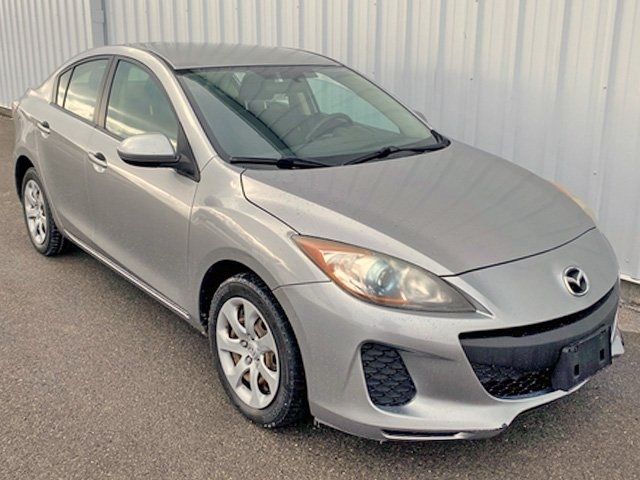 2013 Mazda Mazda3 i Sport