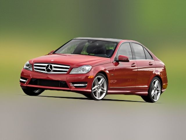 2013 Mercedes-Benz C-Class 300 Luxury