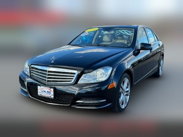 2013 Mercedes-Benz C-Class 300 Luxury