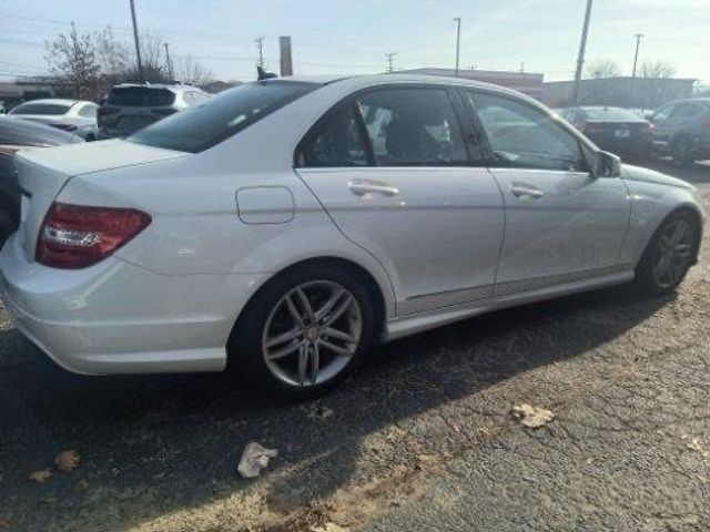 2013 Mercedes-Benz C-Class 