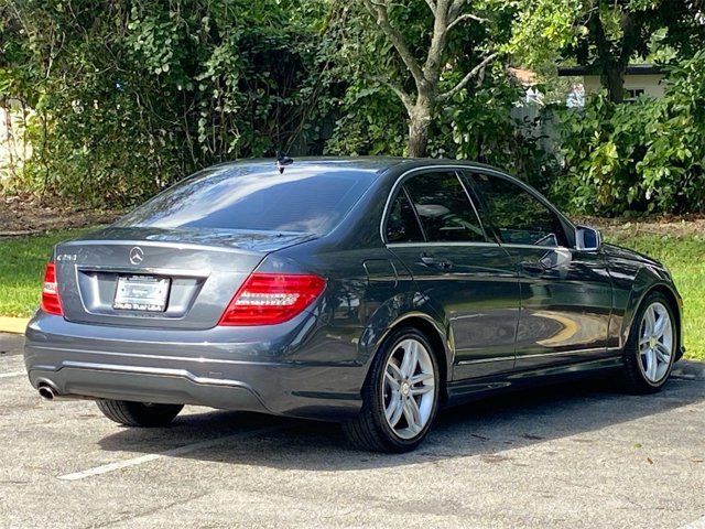 2013 Mercedes-Benz C-Class 