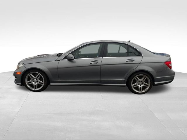 2013 Mercedes-Benz C-Class 300 Sport