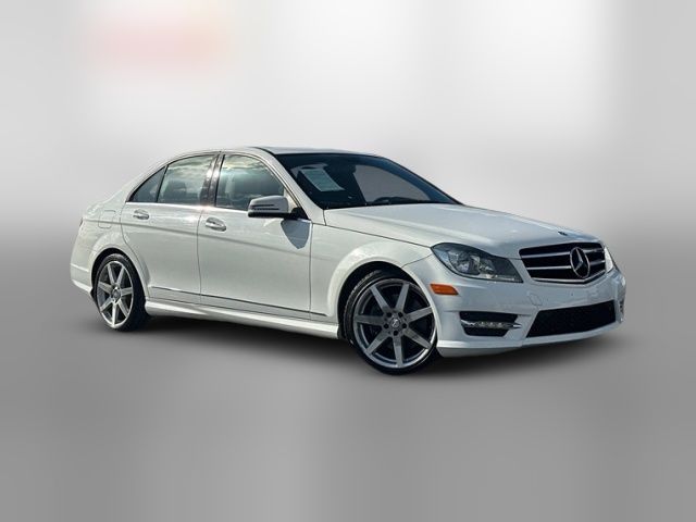 2013 Mercedes-Benz C-Class 300 Sport