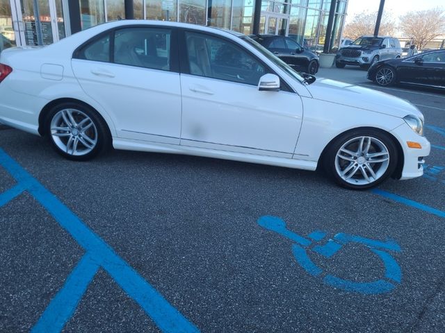 2013 Mercedes-Benz C-Class 