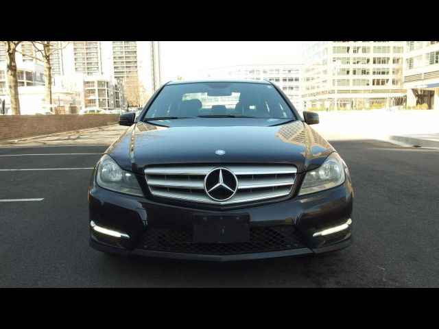 2013 Mercedes-Benz C-Class 300 Luxury