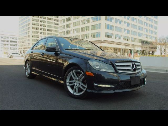 2013 Mercedes-Benz C-Class 300 Luxury