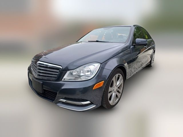 2013 Mercedes-Benz C-Class 300 Luxury