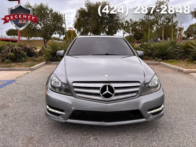 2013 Mercedes-Benz C-Class 300 Luxury