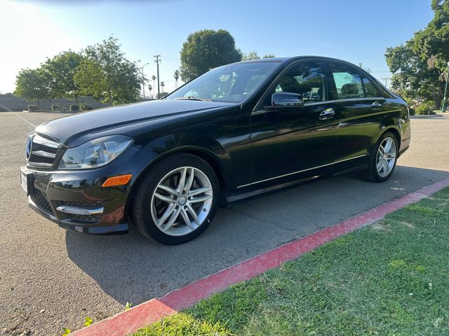 2013 Mercedes-Benz C-Class 300 Sport