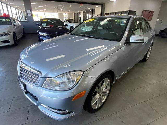 2013 Mercedes-Benz C-Class 300 Sport