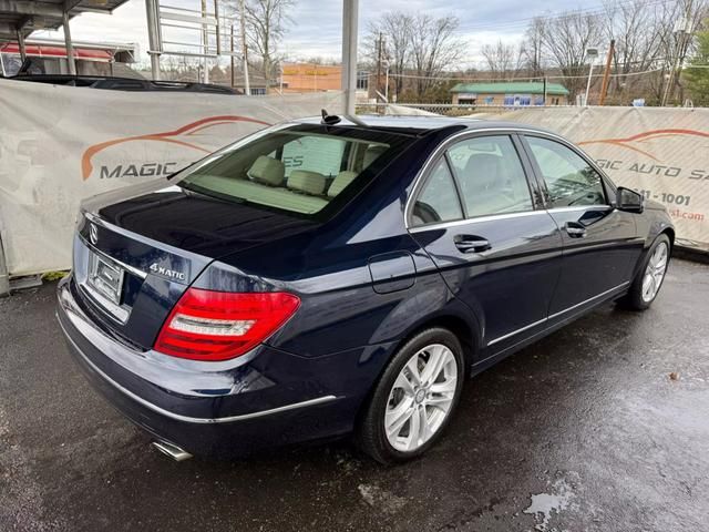 2013 Mercedes-Benz C-Class 300 Sport