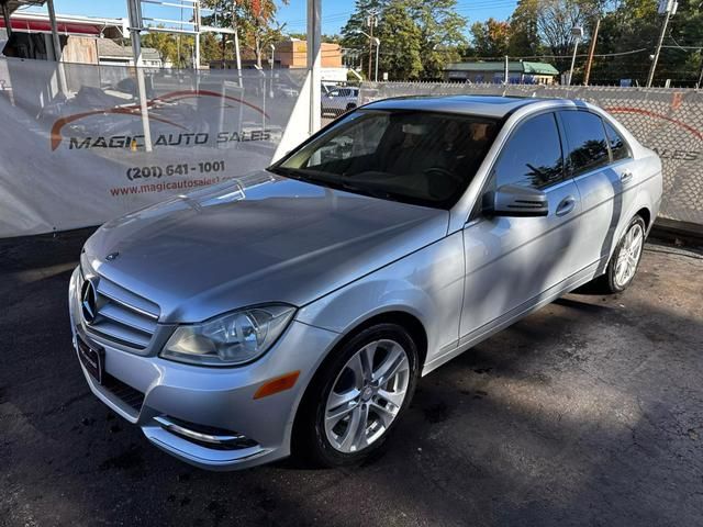 2013 Mercedes-Benz C-Class 300 Sport