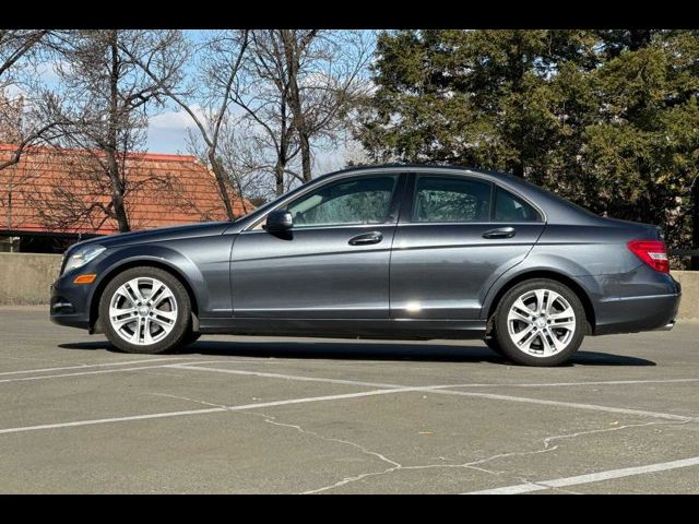 2013 Mercedes-Benz C-Class 300 Luxury