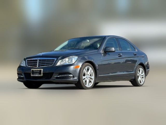 2013 Mercedes-Benz C-Class 300 Luxury