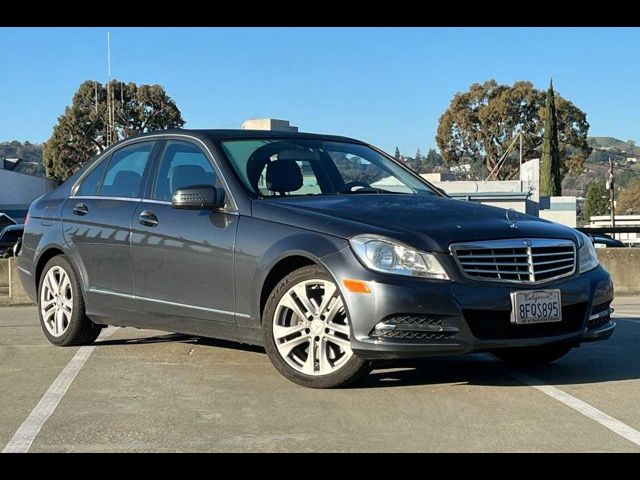 2013 Mercedes-Benz C-Class 300 Luxury