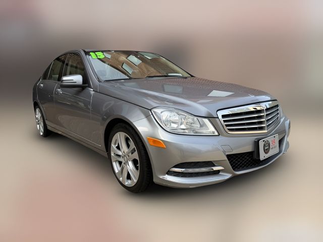 2013 Mercedes-Benz C-Class 300 Luxury