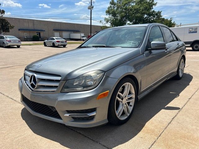 2013 Mercedes-Benz C-Class 300 Luxury