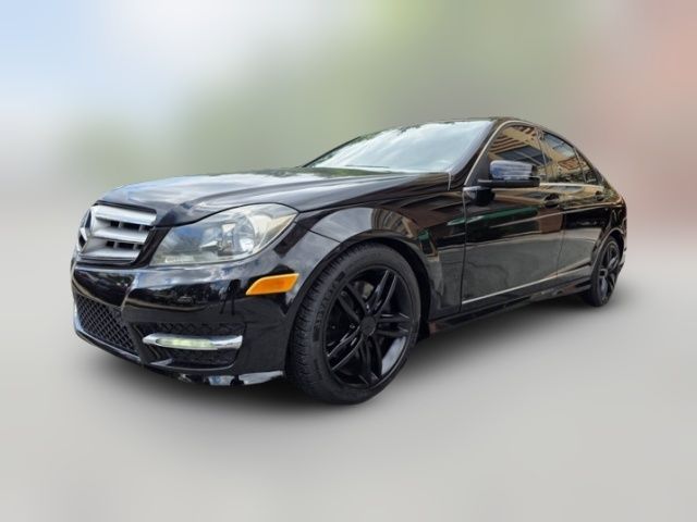 2013 Mercedes-Benz C-Class 300 Luxury