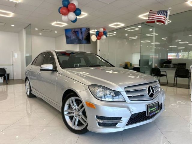 2013 Mercedes-Benz C-Class 300 Sport