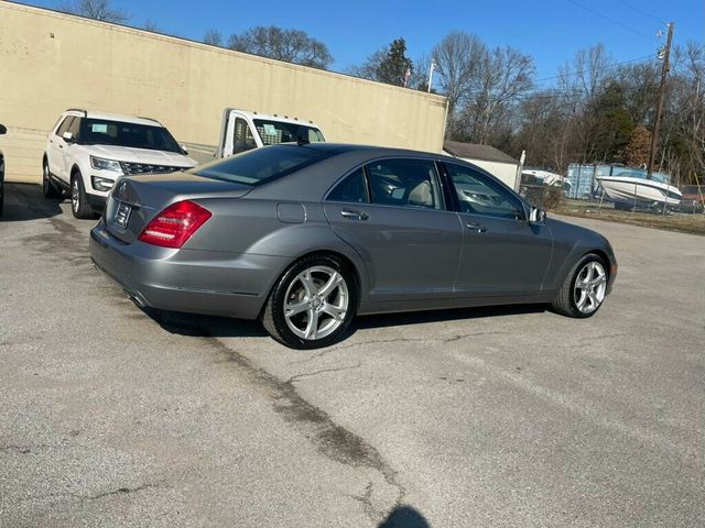 2013 Mercedes-Benz S-Class 550