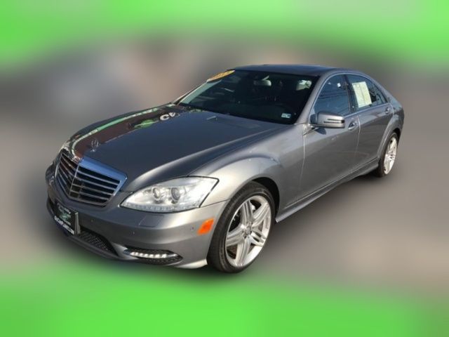 2013 Mercedes-Benz S-Class 550