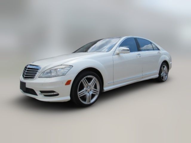 2013 Mercedes-Benz S-Class 550