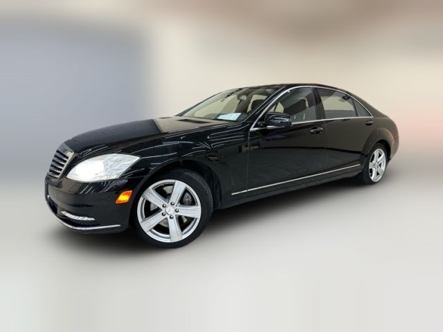 2013 Mercedes-Benz S-Class 550