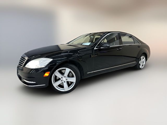 2013 Mercedes-Benz S-Class 550