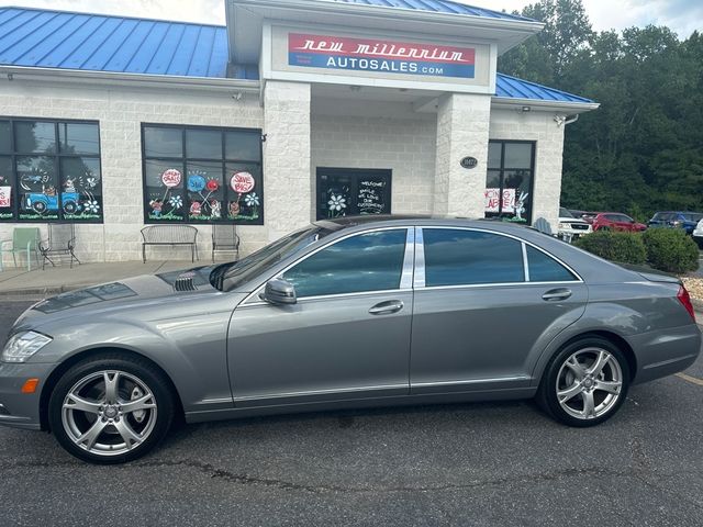 2013 Mercedes-Benz S-Class 550