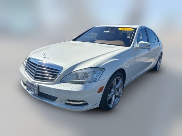 2013 Mercedes-Benz S-Class 550