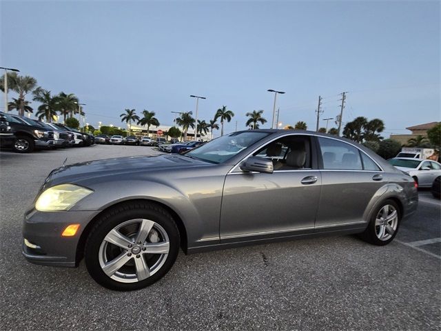 2013 Mercedes-Benz S-Class 550