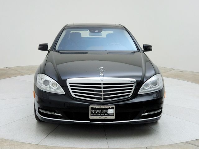 2013 Mercedes-Benz S-Class 550