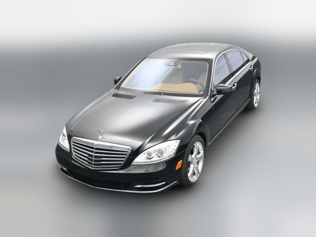 2013 Mercedes-Benz S-Class 550