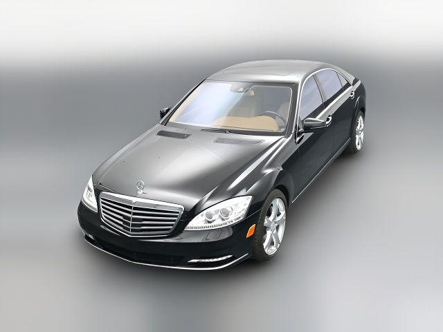 2013 Mercedes-Benz S-Class 550