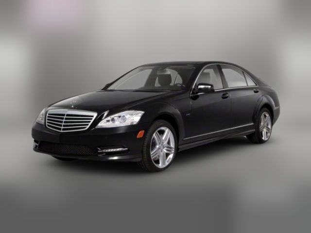 2013 Mercedes-Benz S-Class 550