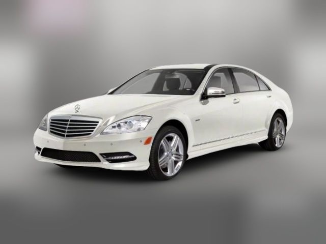 2013 Mercedes-Benz S-Class 550