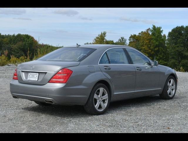 2013 Mercedes-Benz S-Class 550